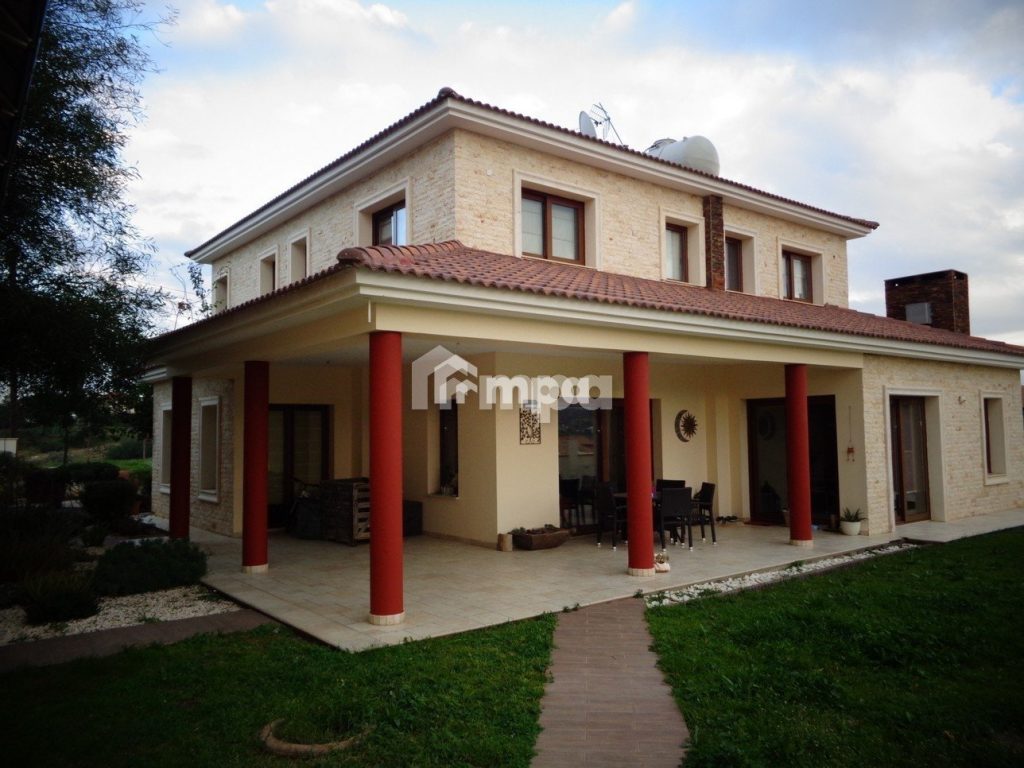 6+ Bedroom House for Sale in Tseri, Nicosia District