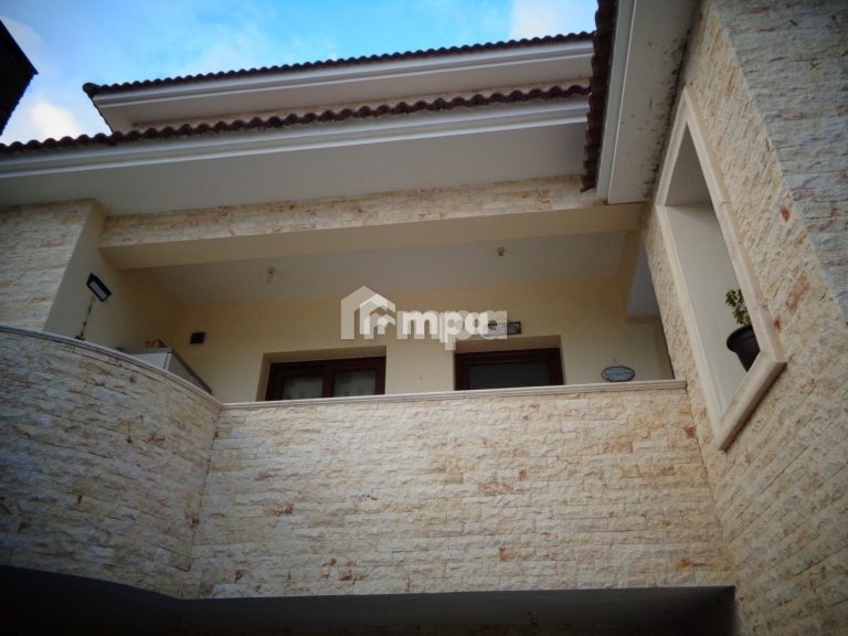 6+ Bedroom House for Sale in Tseri, Nicosia District