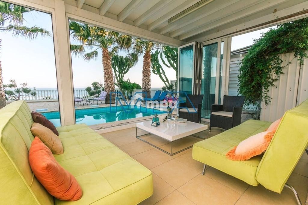 3 Bedroom House for Sale in Zygi, Larnaca District