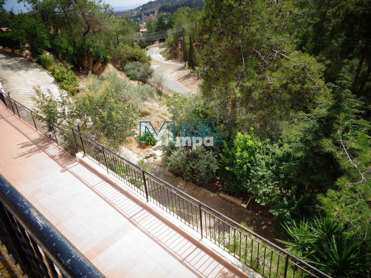 6+ Bedroom House for Sale in Kapedes, Nicosia District