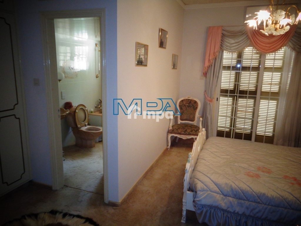 6+ Bedroom House for Sale in Kapedes, Nicosia District