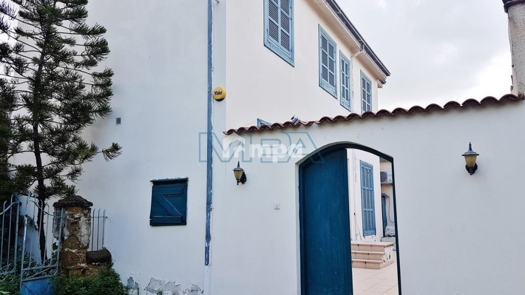 3 Bedroom House for Sale in Agioi Omologites, Nicosia District