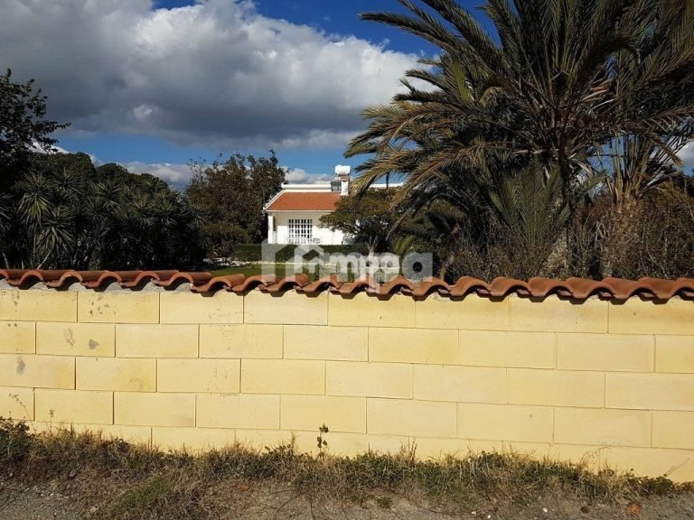 2 Bedroom House for Sale in Psematismenos, Larnaca District