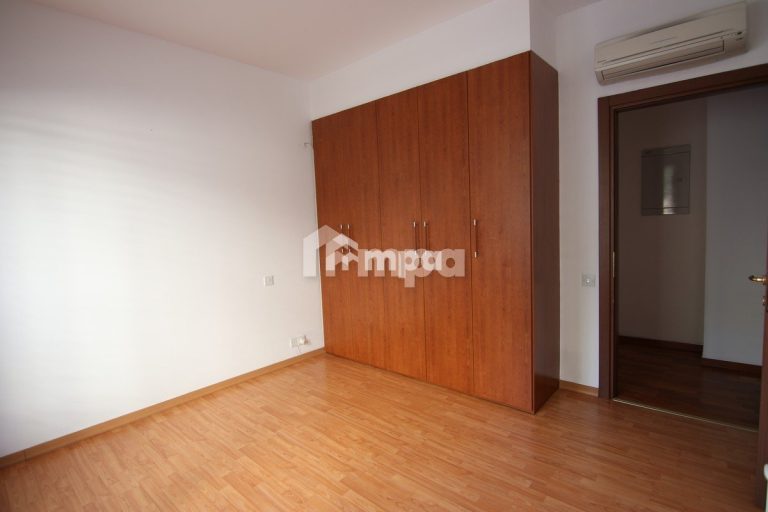 3 Bedroom Apartment for Sale in Engomi, Nicosia District