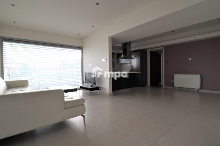 81m² Office for Sale in Makedonitissa, Nicosia District