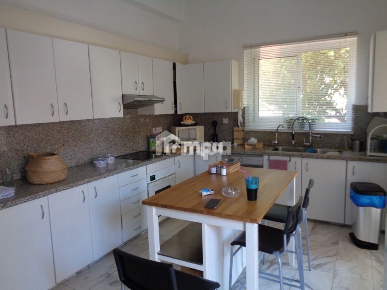 350m² Building for Sale in Agios Dometios, Nicosia District