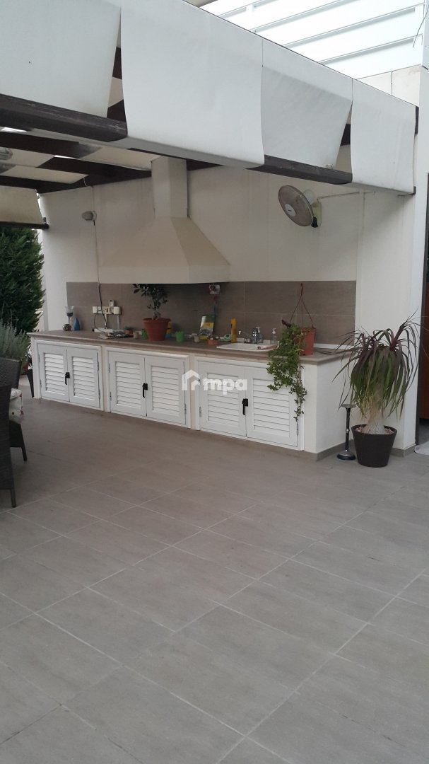 4 Bedroom House for Sale in Alethriko, Larnaca District