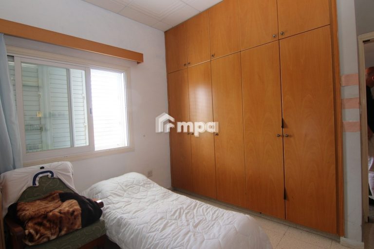 4 Bedroom House for Sale in Agios Dometios, Nicosia District