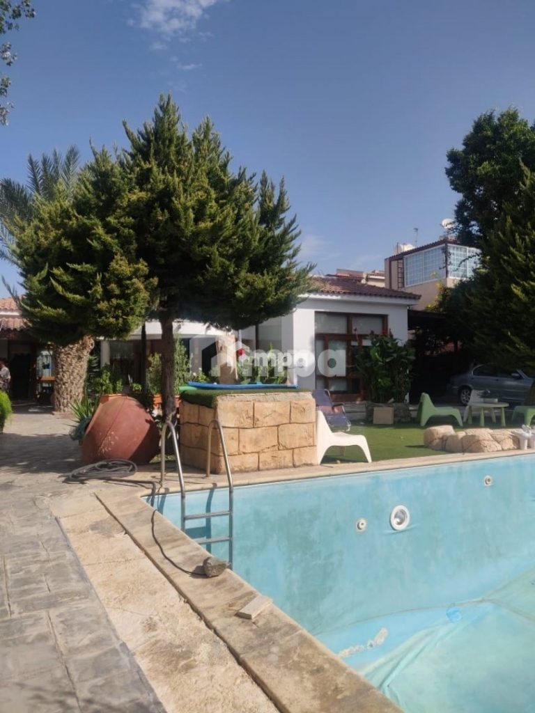 5 Bedroom House for Sale in Strovolos, Nicosia District