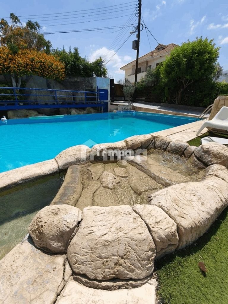 5 Bedroom House for Sale in Strovolos, Nicosia District