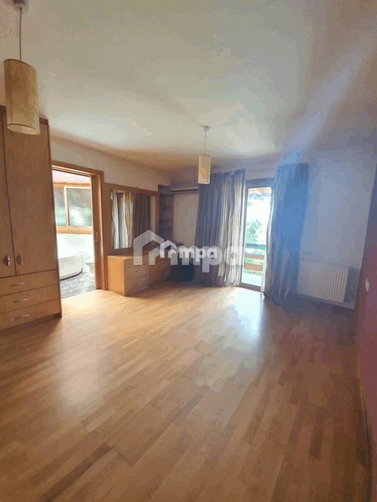 5 Bedroom House for Sale in Strovolos, Nicosia District