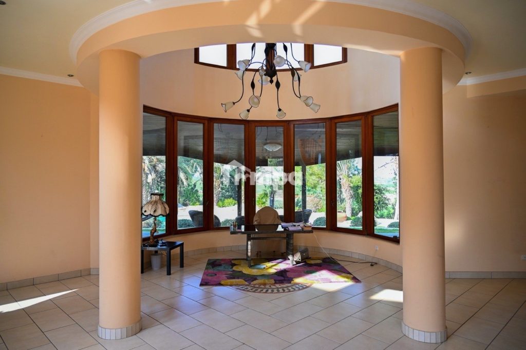 5 Bedroom House for Sale in Latsia, Nicosia District