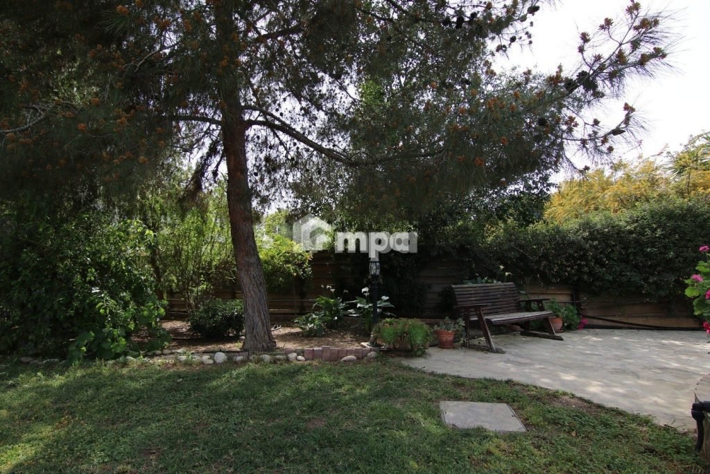 4 Bedroom House for Sale in Latsia, Nicosia District