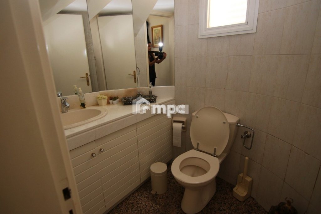 4 Bedroom House for Sale in Latsia, Nicosia District