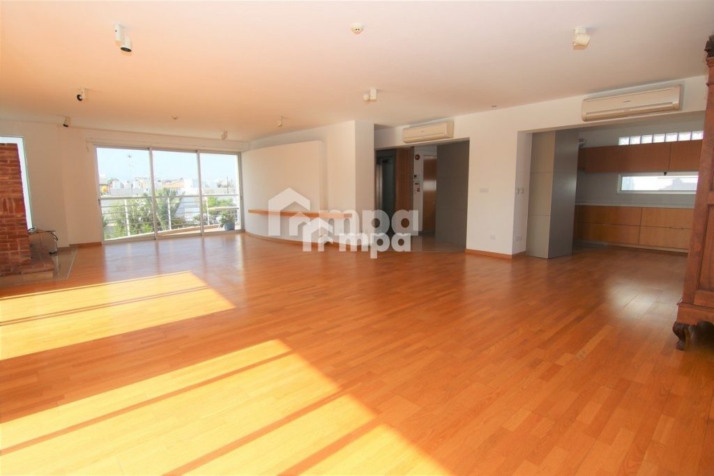 3 Bedroom Apartment for Sale in Strovolos, Nicosia District