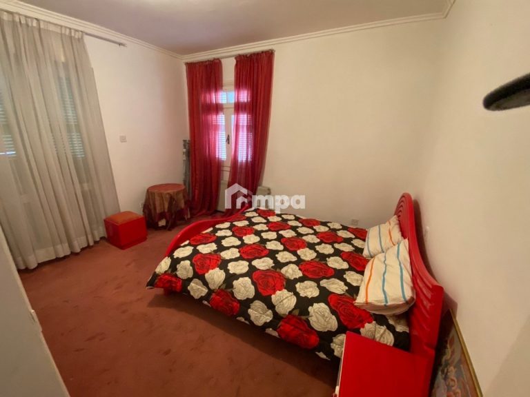Cheap Houses and Villas for Sale Nicosia up to 900000 euro