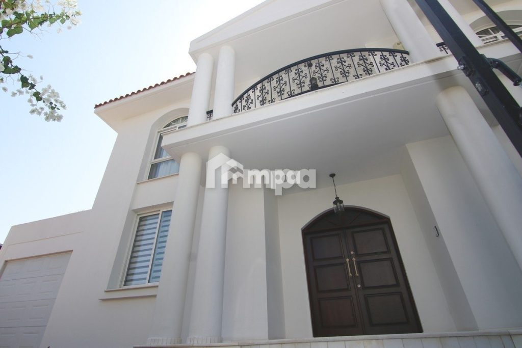 5 Bedroom House for Sale in Engomi, Nicosia District