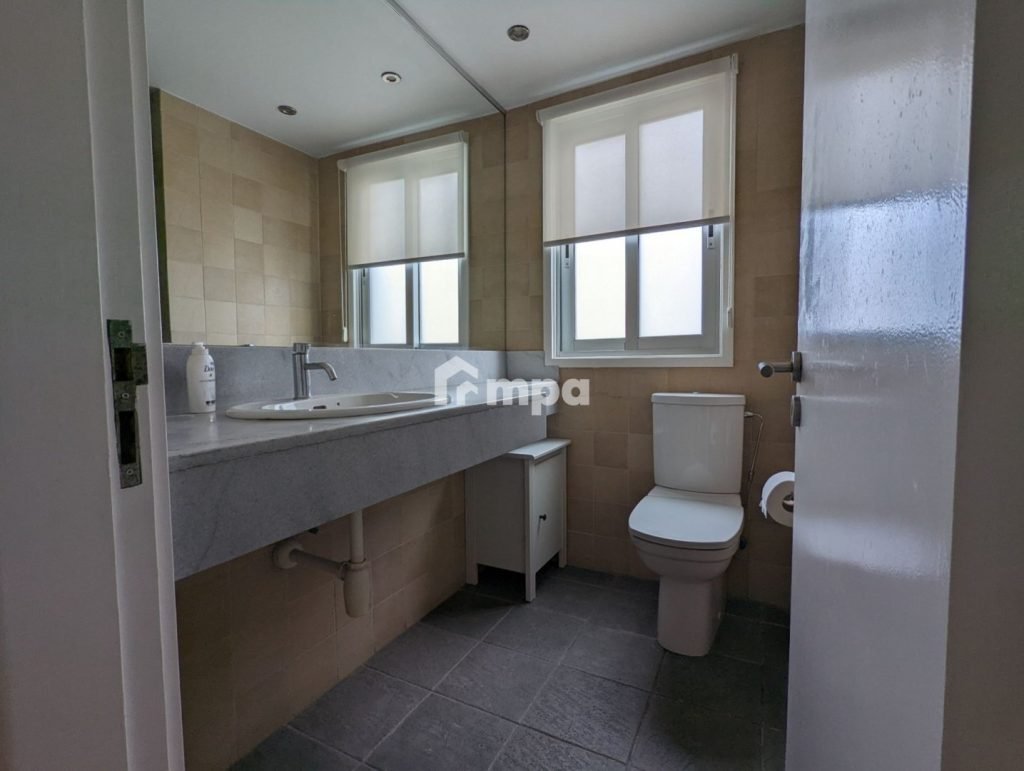 3 Bedroom Apartment for Sale in Strovolos, Nicosia District