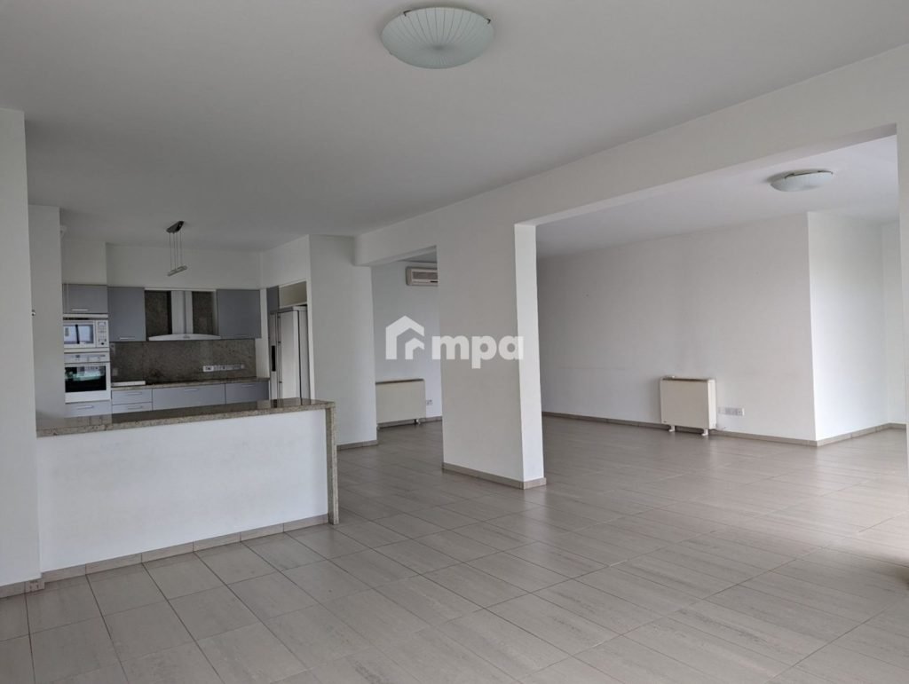 3 Bedroom Apartment for Sale in Strovolos, Nicosia District