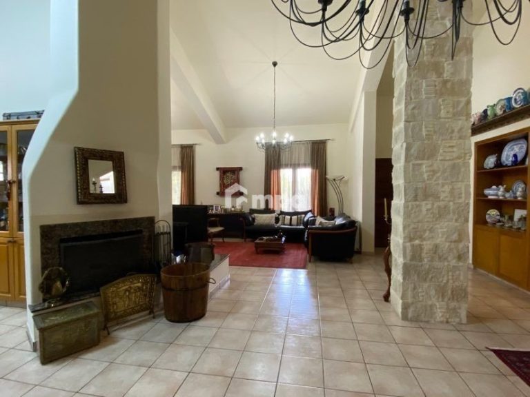 Cheap Houses and Villas for Sale Nicosia up to 700000 euro