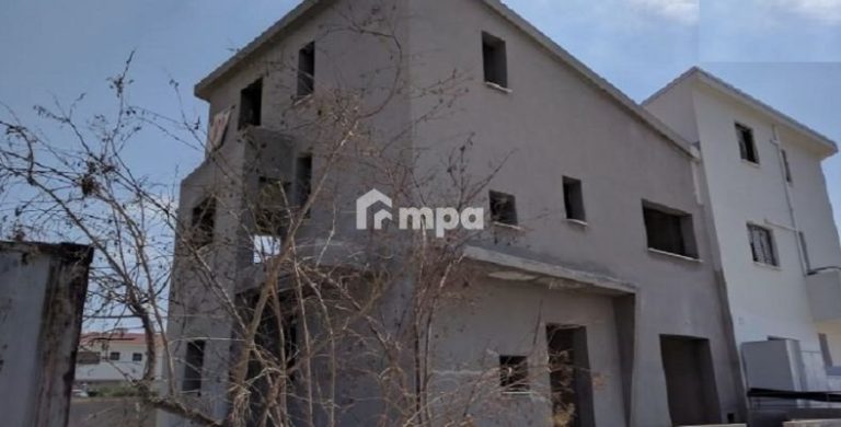 Cheap Houses and Villas for Sale Nicosia up to 400000 euro