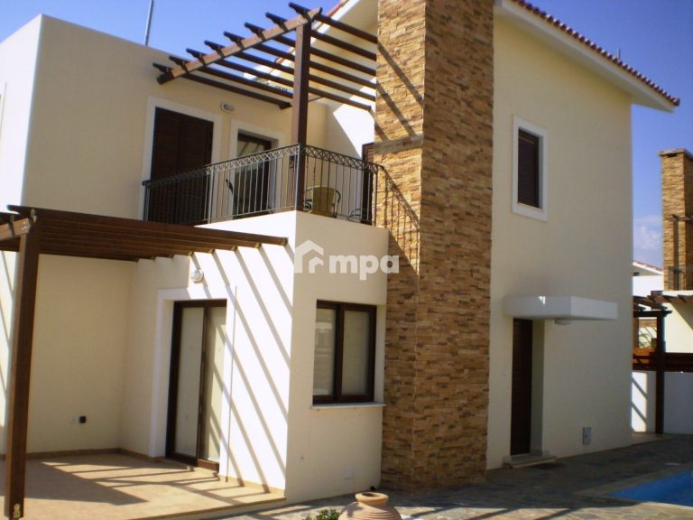 Cheap Houses and Villas for Sale Famagusta up to 500000 euro