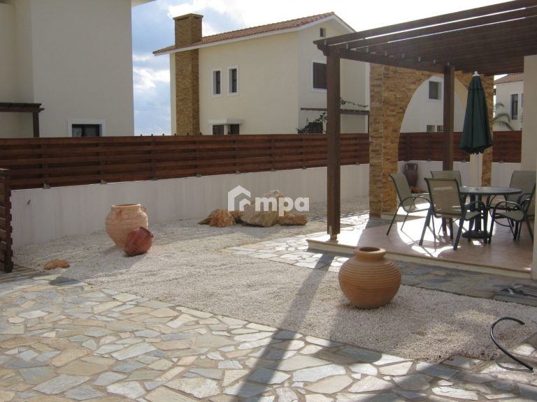 Cheap Houses and Villas for Sale Famagusta up to 500000 euro