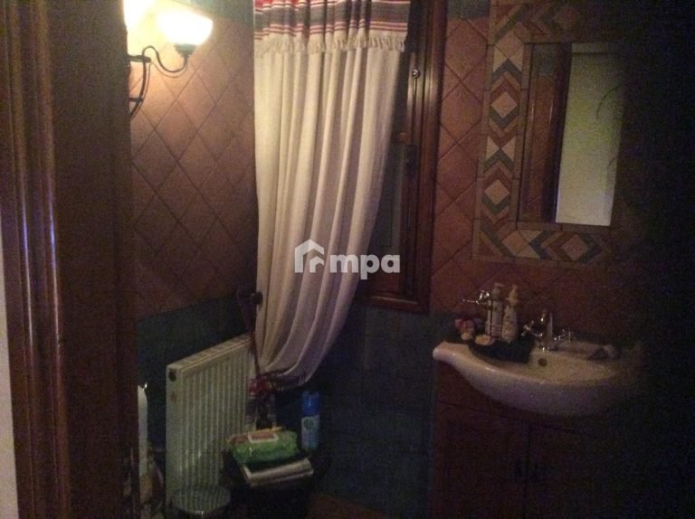 4 Bedroom House for Sale in Klirou, Nicosia District