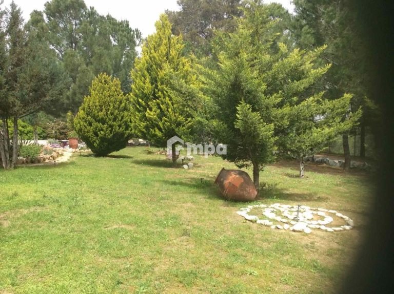 4 Bedroom House for Sale in Klirou, Nicosia District