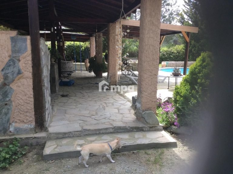 4 Bedroom House for Sale in Klirou, Nicosia District