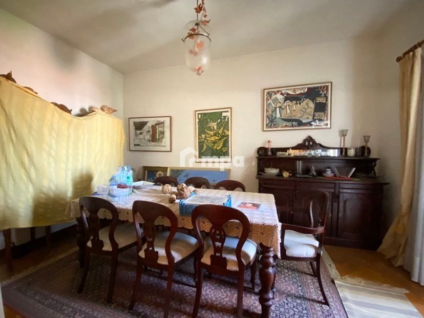 5 Bedroom House for Sale in Agios Dometios, Nicosia District