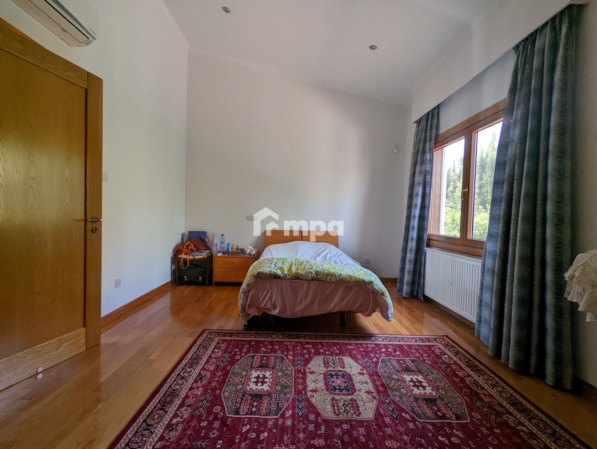 6+ Bedroom House for Sale in Nicosia District