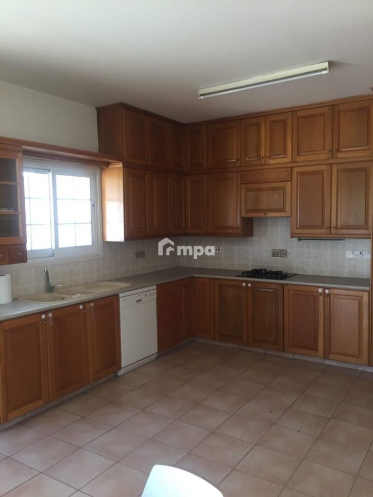 3 Bedroom House for Sale in Latsia, Nicosia District