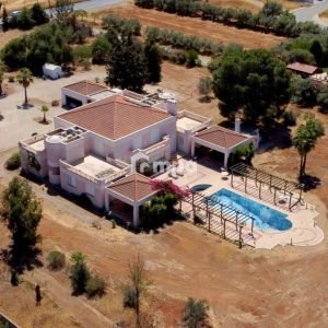 3 Bedroom House for Sale in Latsia, Nicosia District