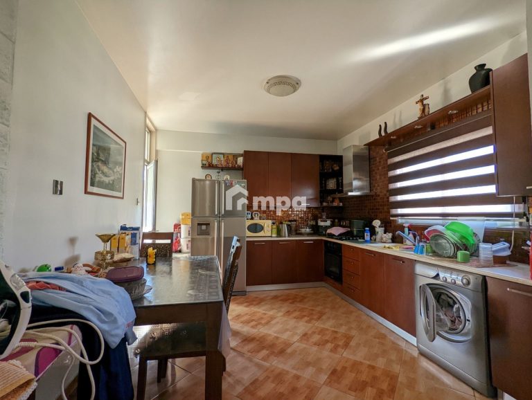 4 Bedroom Apartment for Sale in Nicosia District