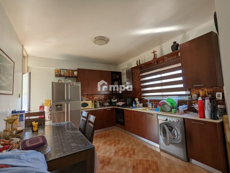 4 Bedroom Apartment for Sale in Nicosia District