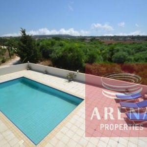 5 Bedroom Villa for Sale in Pernera, Famagusta District