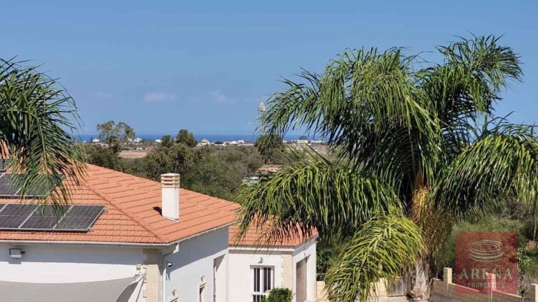 5 Bedroom House for Sale in Paralimni, Famagusta District