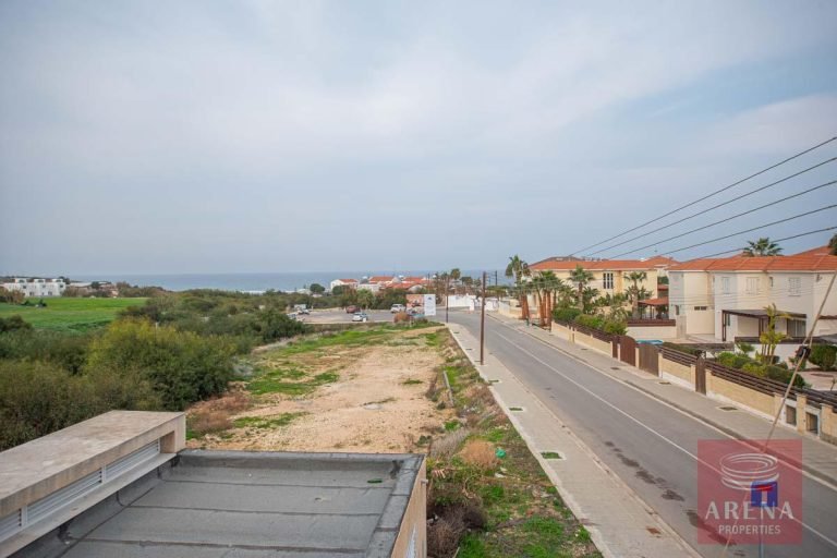 4 Bedroom House for Sale in Kapparis, Famagusta District