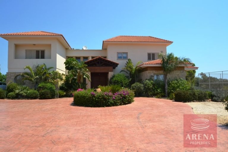 6+ Bedroom Villa for Sale in Protaras, Famagusta District