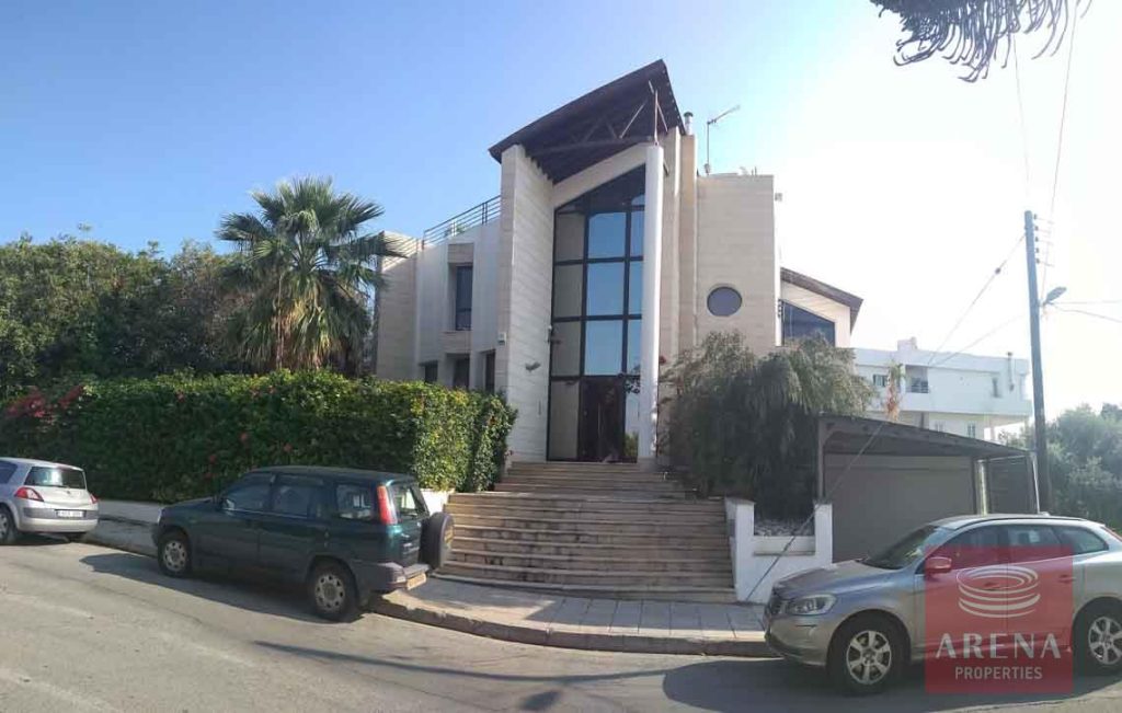 4 Bedroom House for Sale in Larnaca – Agios Nikolaos