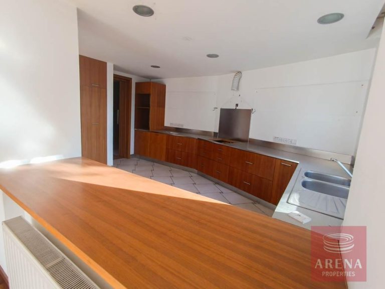 4 Bedroom House for Sale in Larnaca – Agios Nikolaos