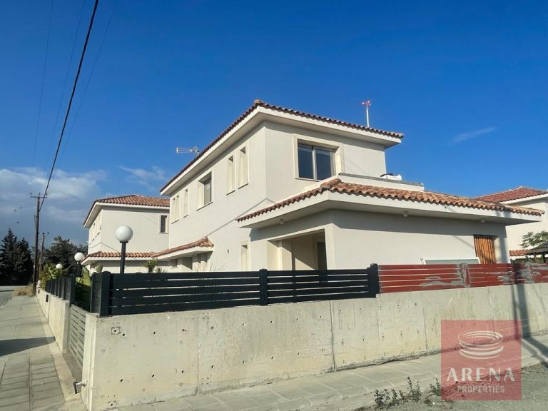 3 Bedroom House for Sale in Kalavasos, Larnaca District