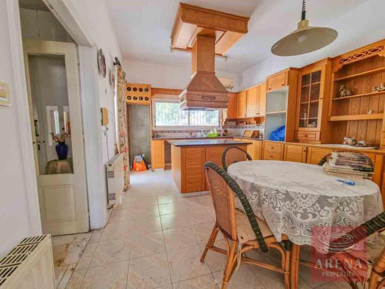 4 Bedroom House for Sale in Aradippou, Larnaca District