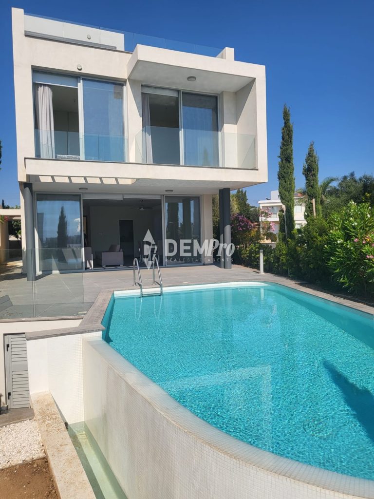 3 Bedroom House for Sale in Chlorakas, Paphos District