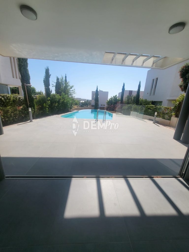 3 Bedroom House for Sale in Chlorakas, Paphos District