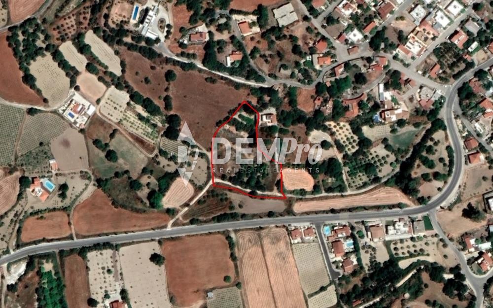 5,686m² Plot for Sale in Polemi, Paphos District