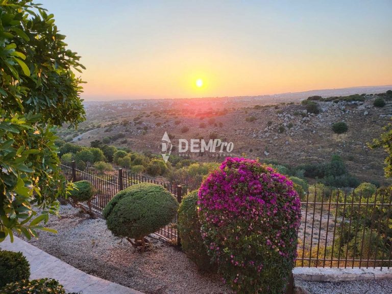 3 Bedroom House for Sale in Konia, Paphos District