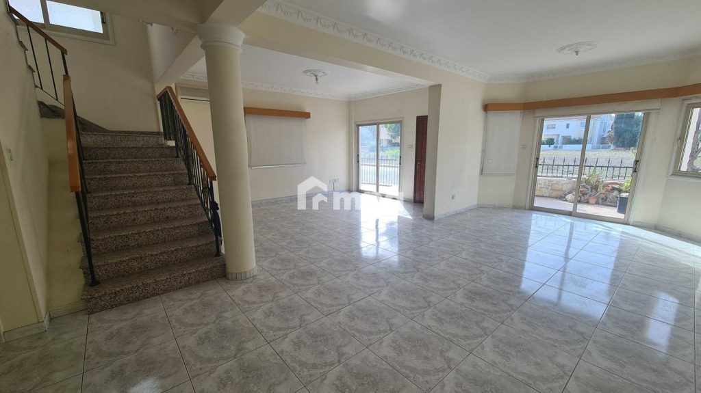 4 Bedroom House for Sale in Strovolos, Nicosia District