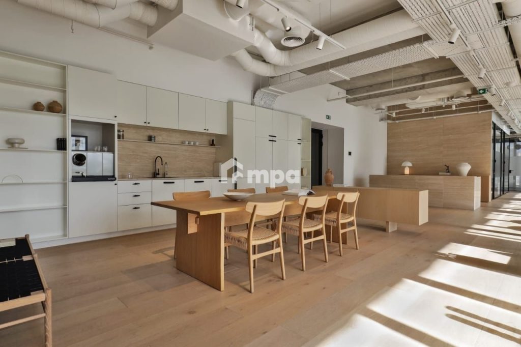17m² Office for Rent in Nicosia District